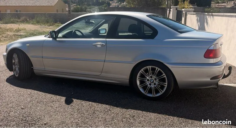 BMW 3 Series 2004 photo 2