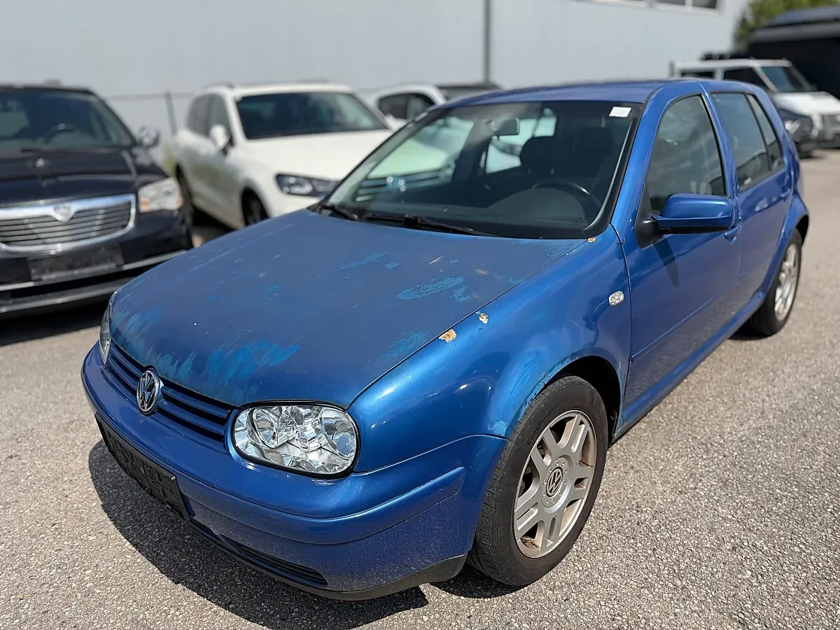 Volkswagen Golf 2002 photo 2
