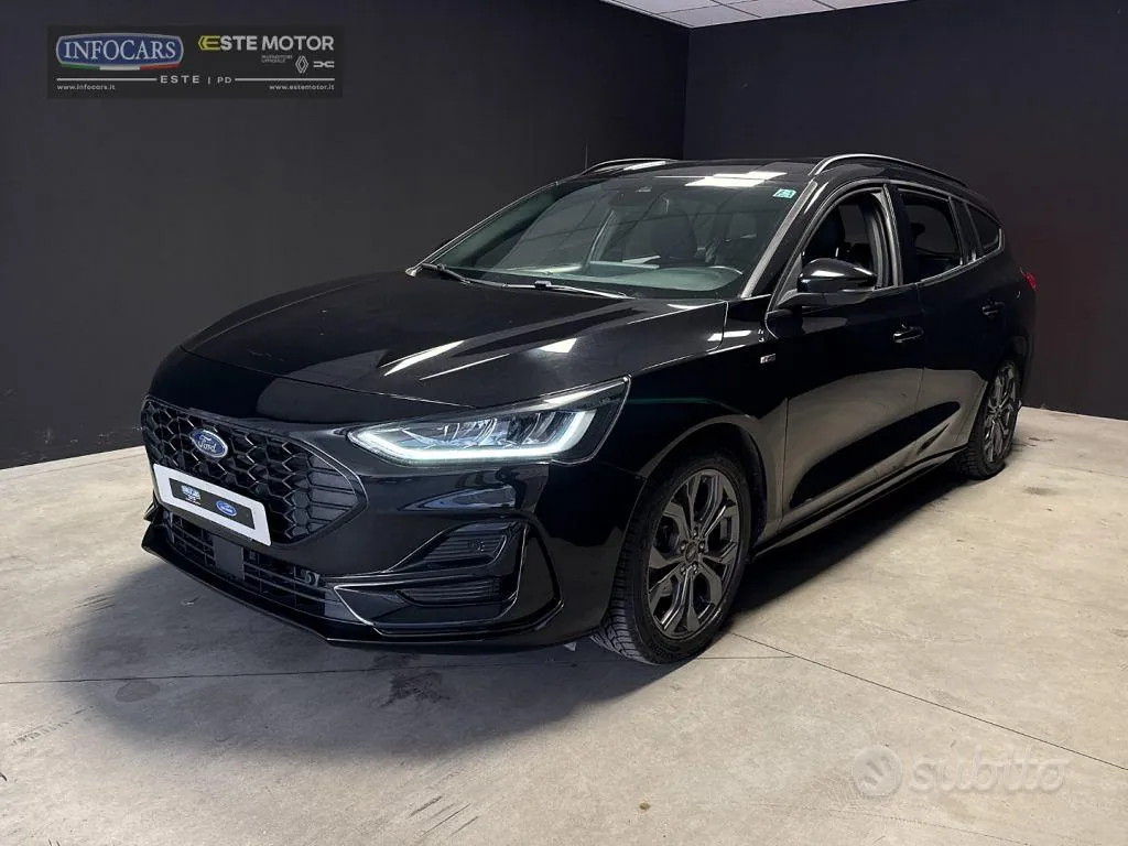 Ford Focus 2023 photo 3