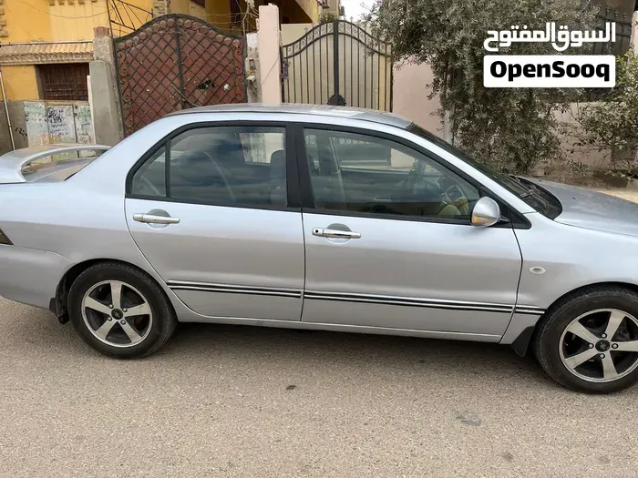 Mitsubishi Lancer 2008 photo 4