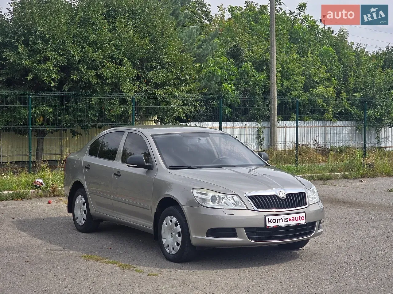 Skoda Octavia 2010 photo 4