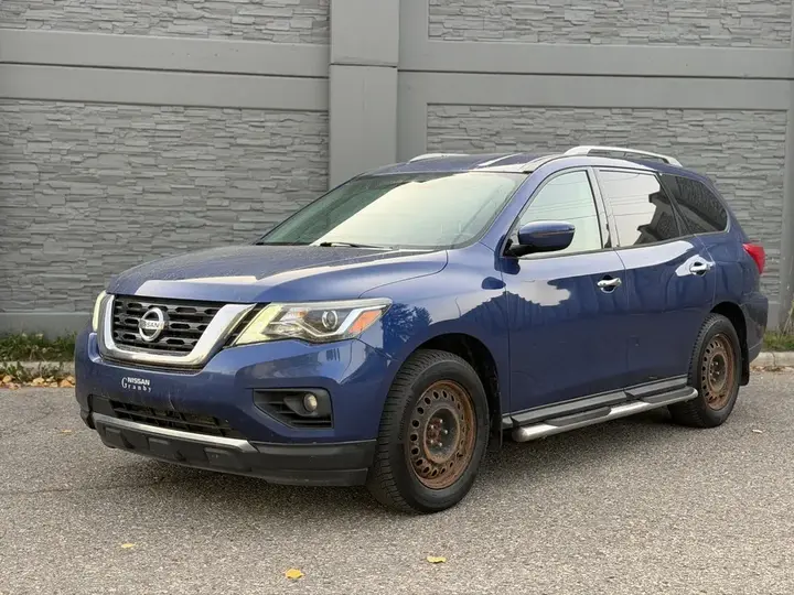 Nissan Pathfinder 2017 photo 2