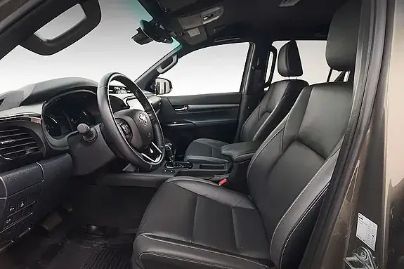 Toyota Hilux 2022 photo 2