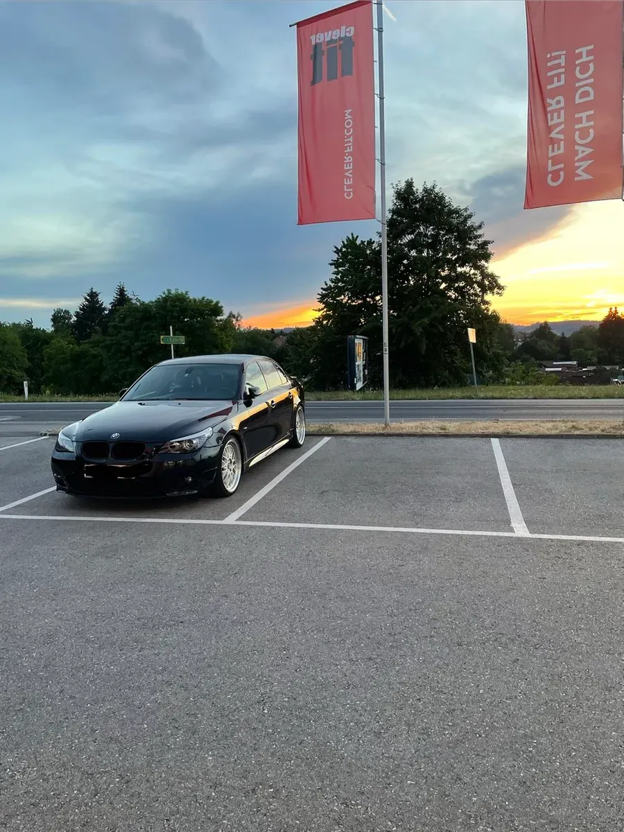 BMW 5 Series 2007 photo 2
