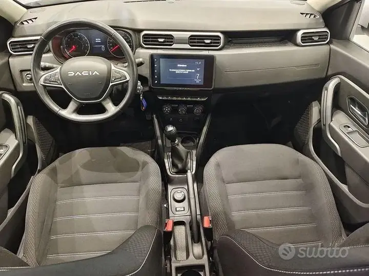 Dacia Duster 2023 photo 4