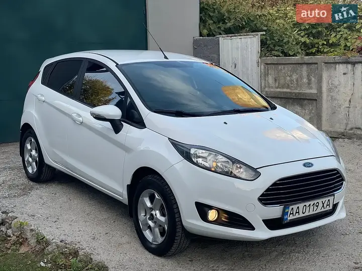 Ford Fiesta 2013 photo 5