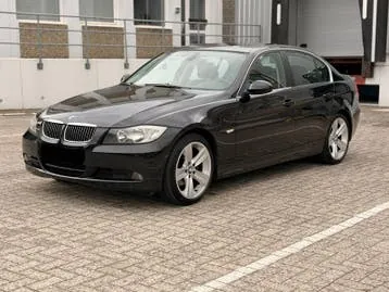 BMW 325I E90