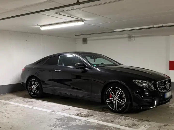 Mercedes-Benz E 400 Coupé