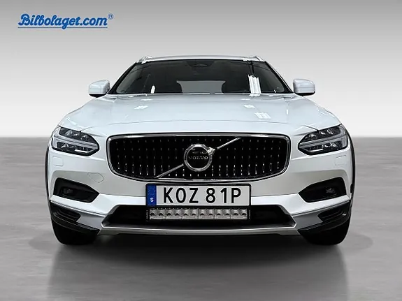 Volvo V90 Cross Country 2022 photo 2