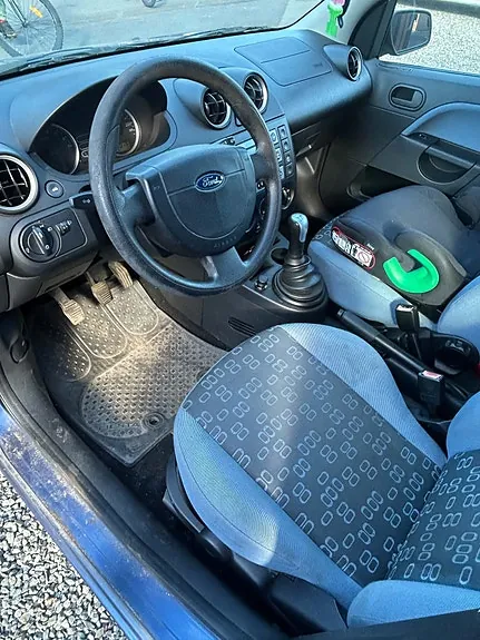 Ford Fiesta 2006 photo 3