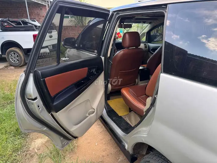 Toyota Innova 2007 photo 5