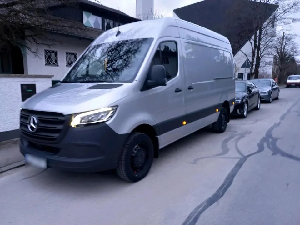 Mercedes-Benz Sprinter