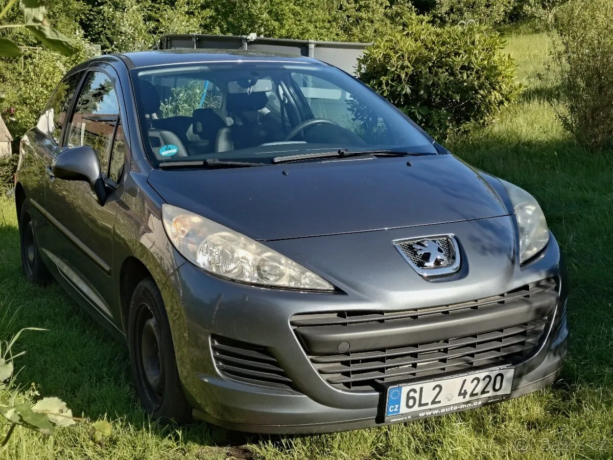 Peugeot 207 2014 photo 2