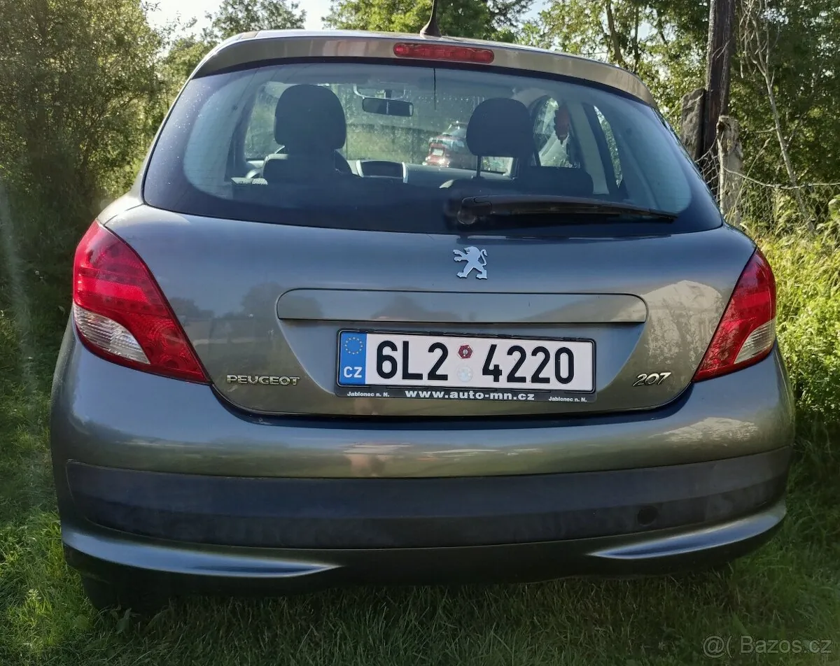 Peugeot 207 2014 photo 4