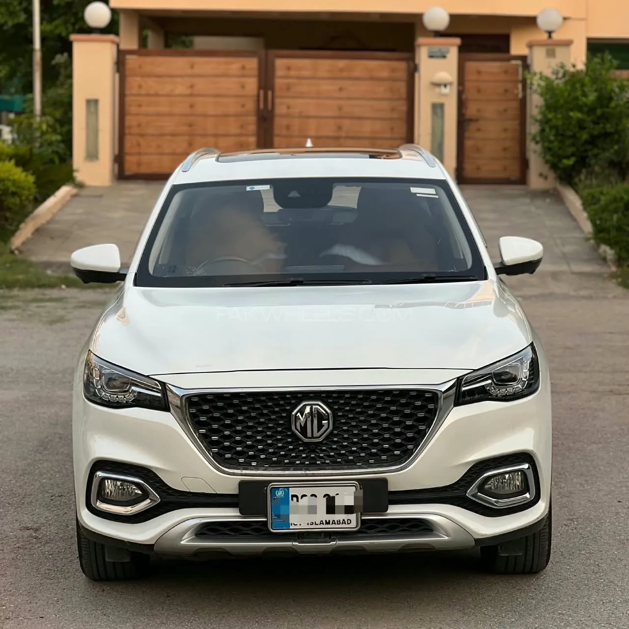 MG Hs