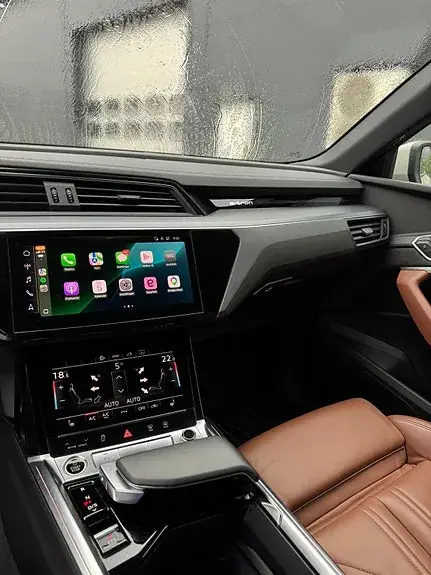 Audi E-Tron 2021 photo 3