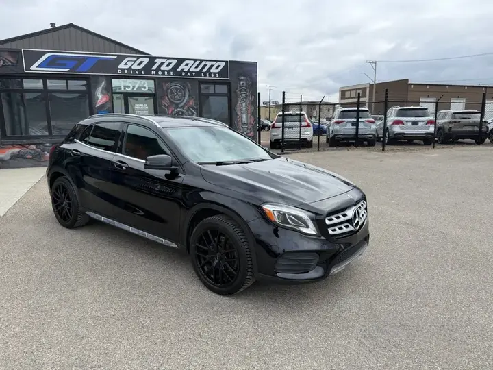 Mercedes-Benz Gla 2018 photo 2