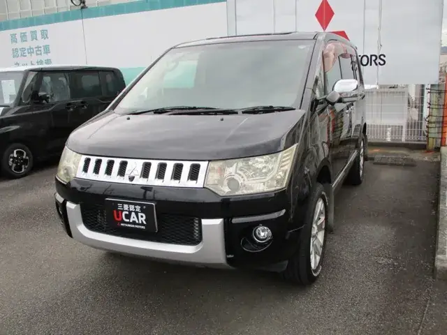 Mitsubishi Delica