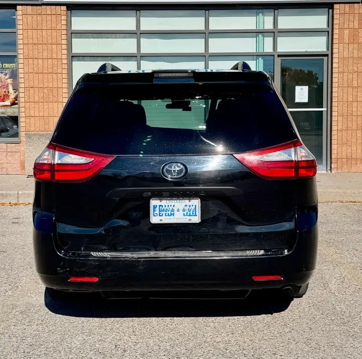 Toyota Sienna 2019 photo 4