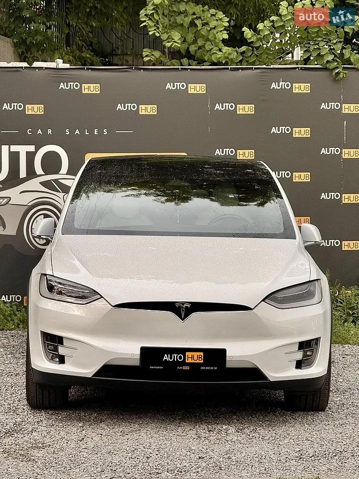 Tesla Model X 2017 photo 4