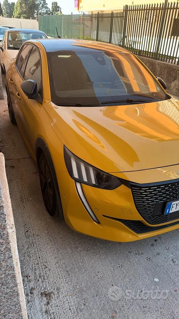 Peugeot 208 2019 photo 5