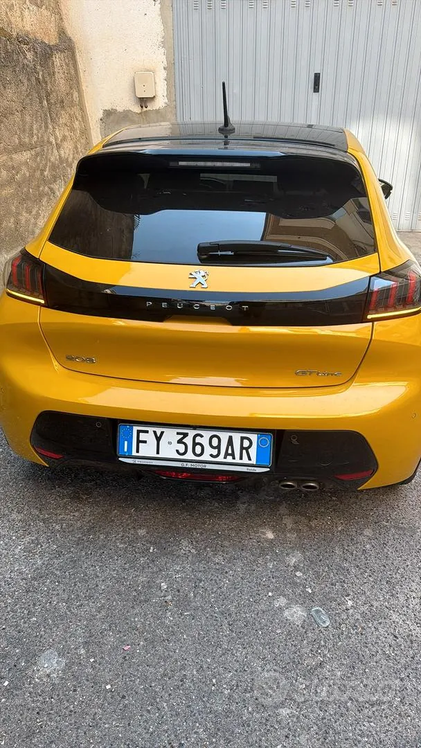 Peugeot 208 2019 photo 2