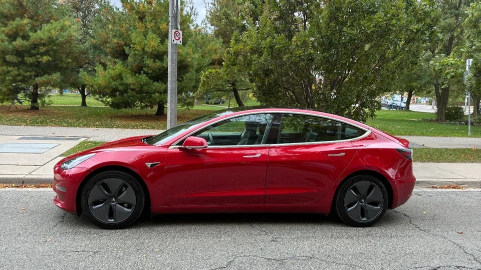 Tesla Model 3 2020 photo 4