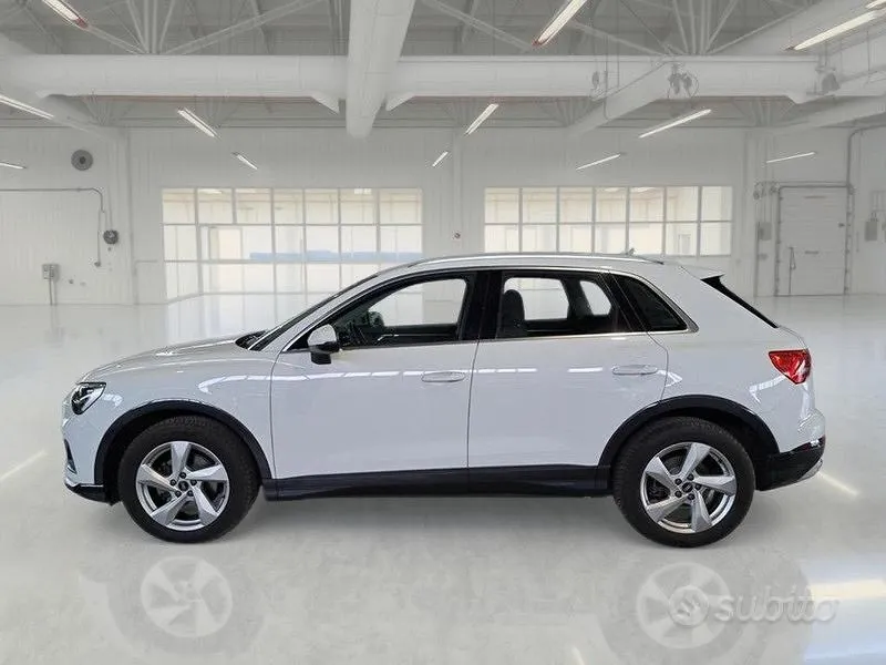 Audi Q3 2021 photo 5