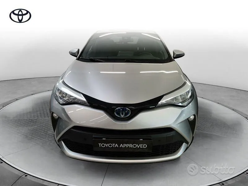 Toyota C-Hr 2022 photo 2