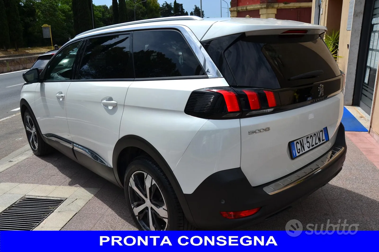 Peugeot 5008 2023 photo 3