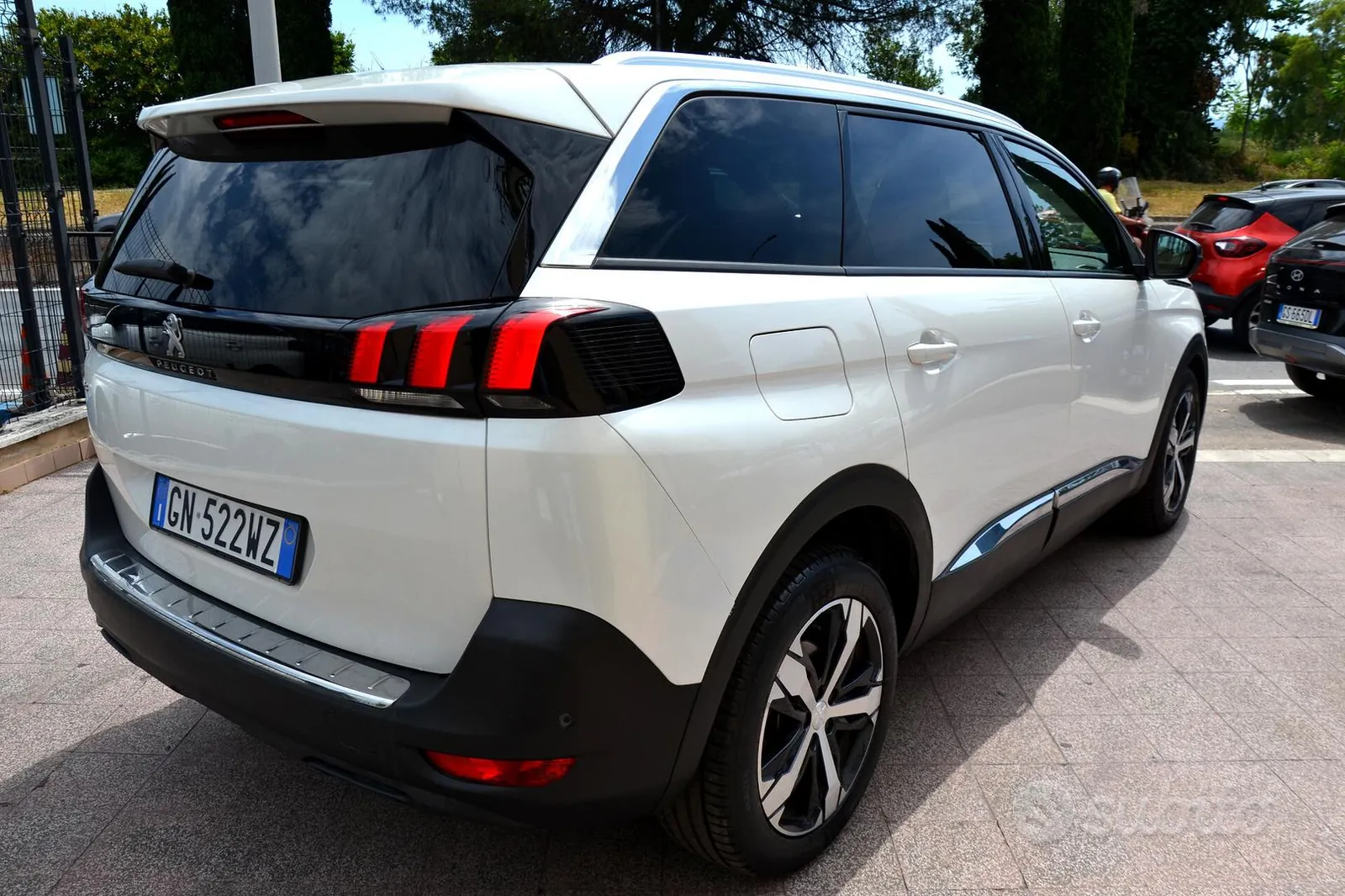 Peugeot 5008 2023 photo 5