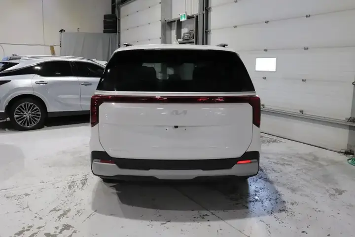 Kia Carnival 2025 photo 3