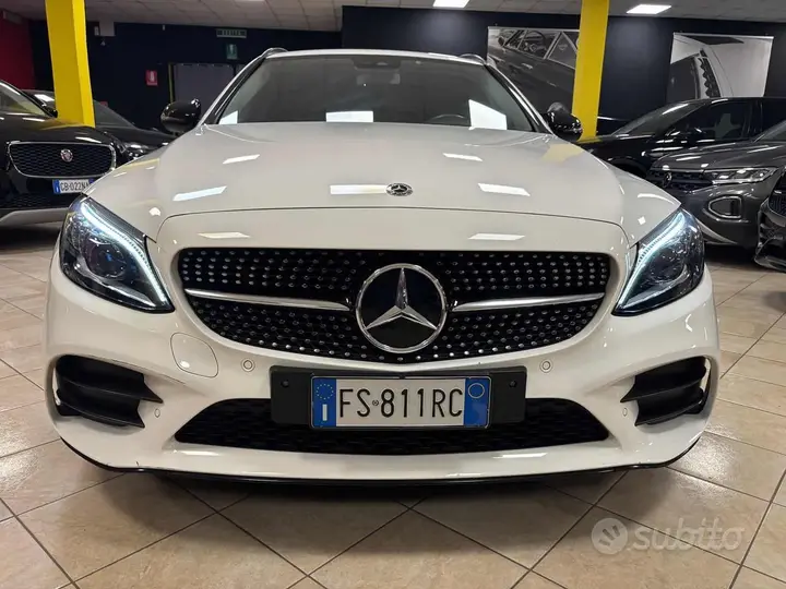 Mercedes-Benz C-Class 2018 photo 3