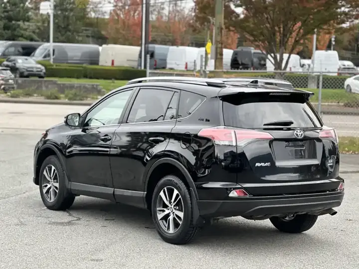 Toyota Rav4 2018 photo 5