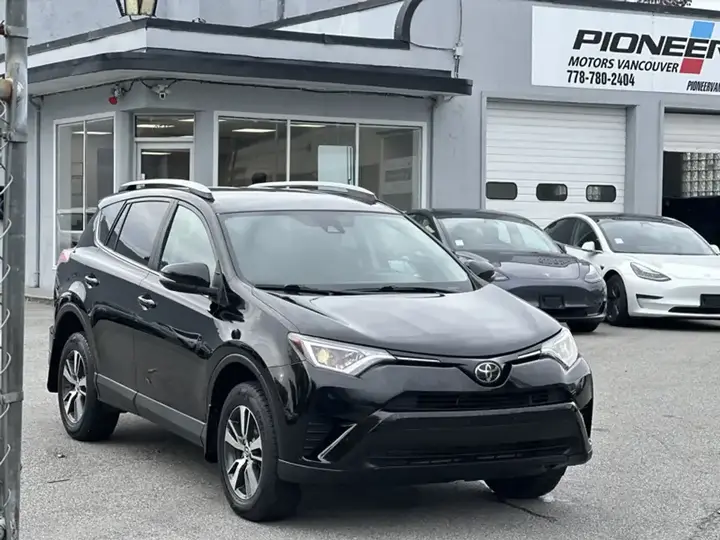 Toyota Rav4 2018 photo 3
