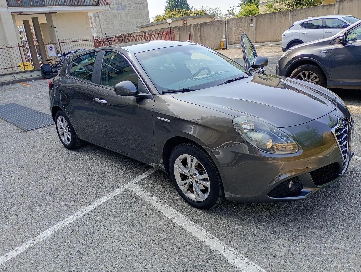 Alfa Romeo Giulietta 2011 photo 3