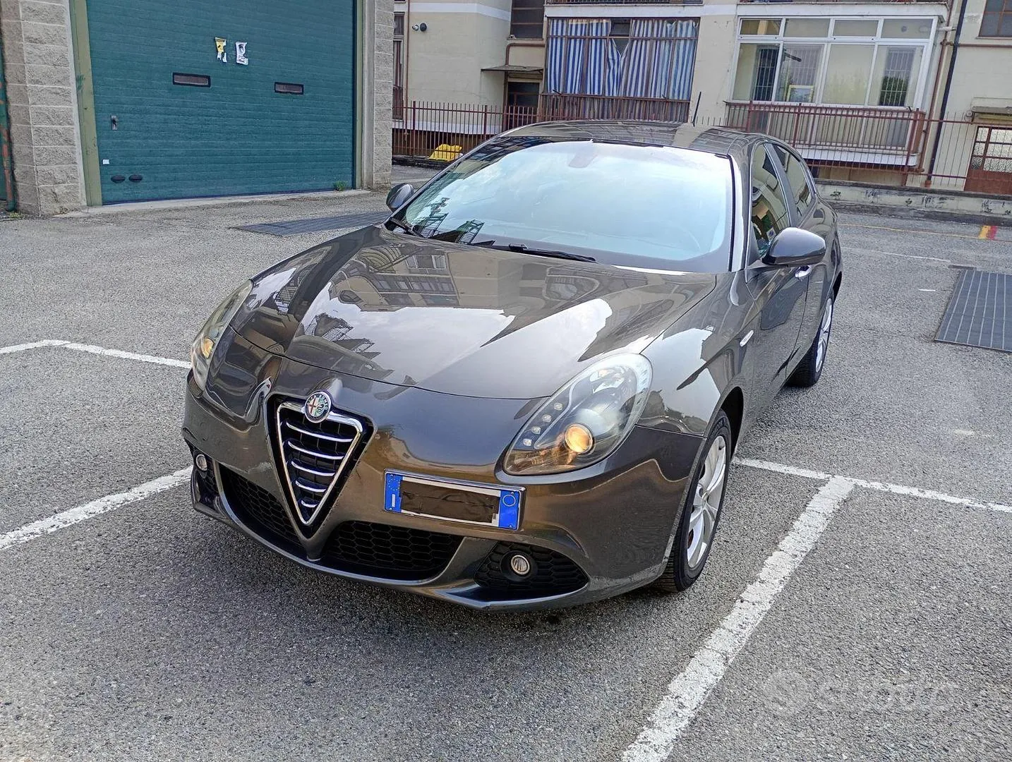Alfa Romeo Giulietta 2011 photo 2
