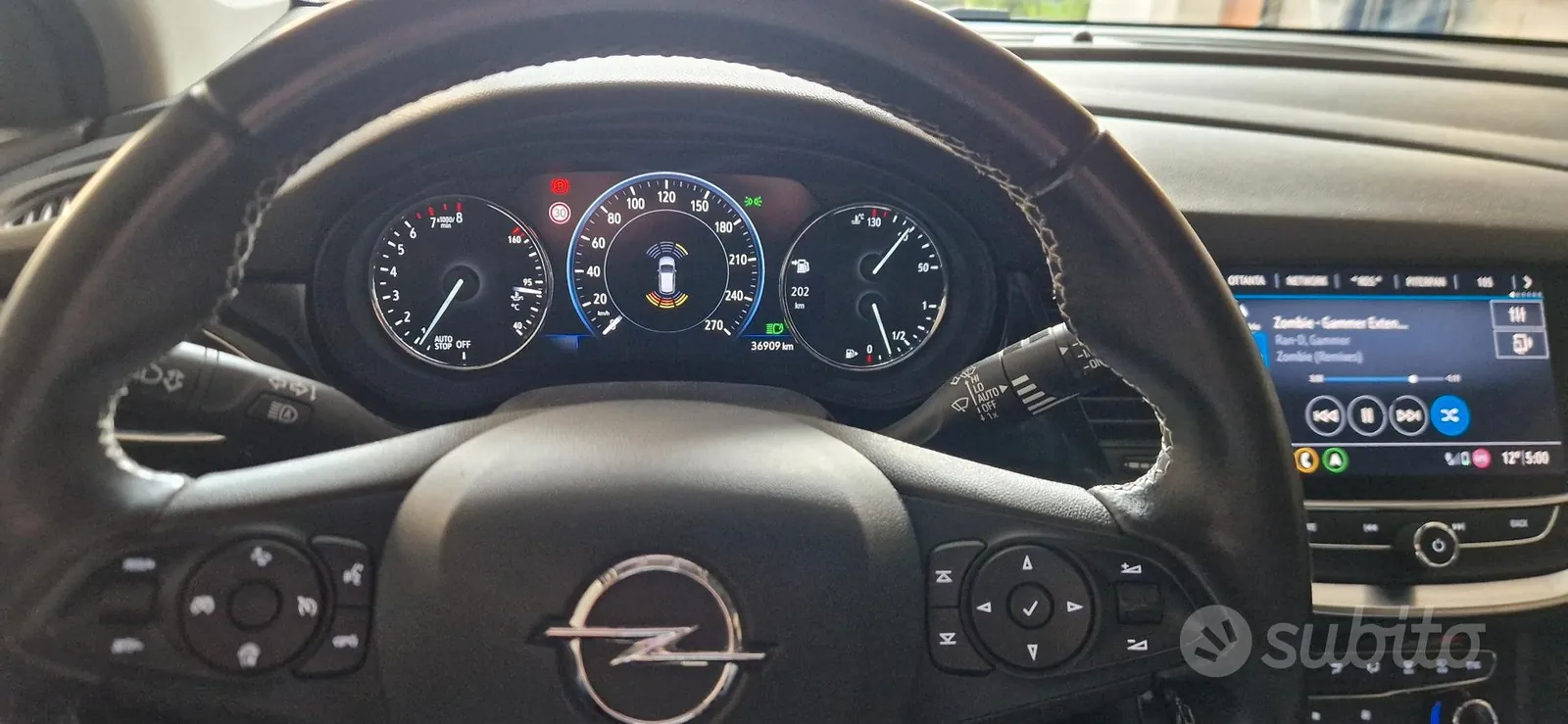 Opel Astra 2020 photo 2