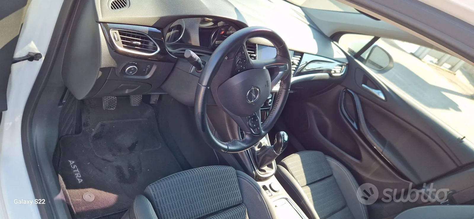Opel Astra 2020 photo 3