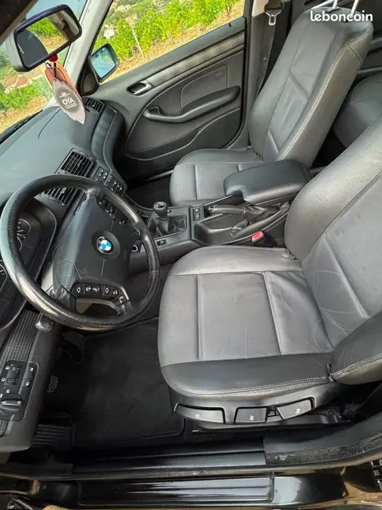 BMW 3 Series 2004 photo 3