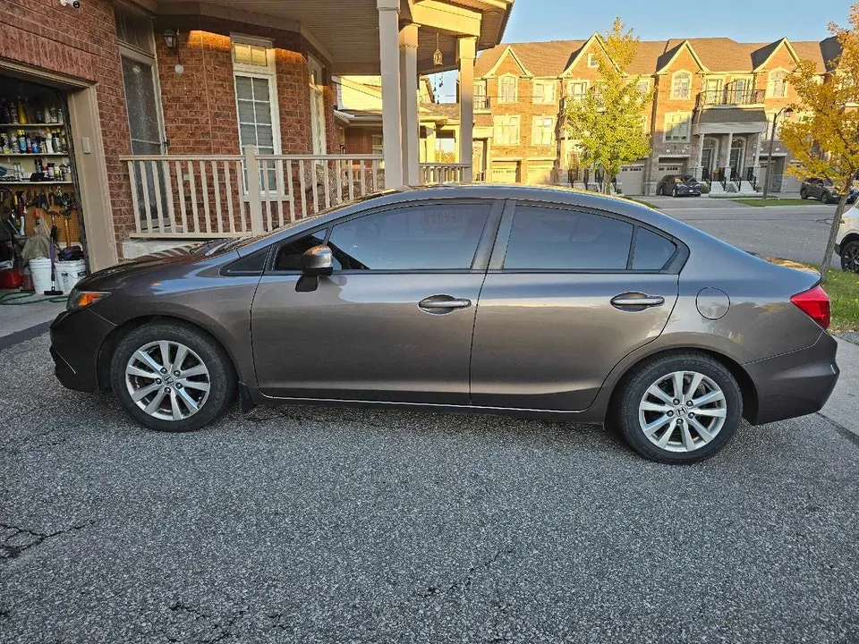 Honda Civic 2012 photo 4