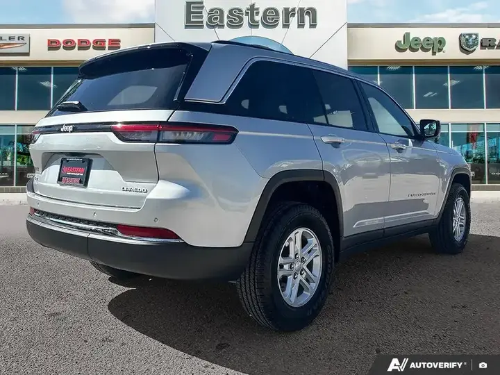 Jeep Grand Cherokee 2025 photo 5