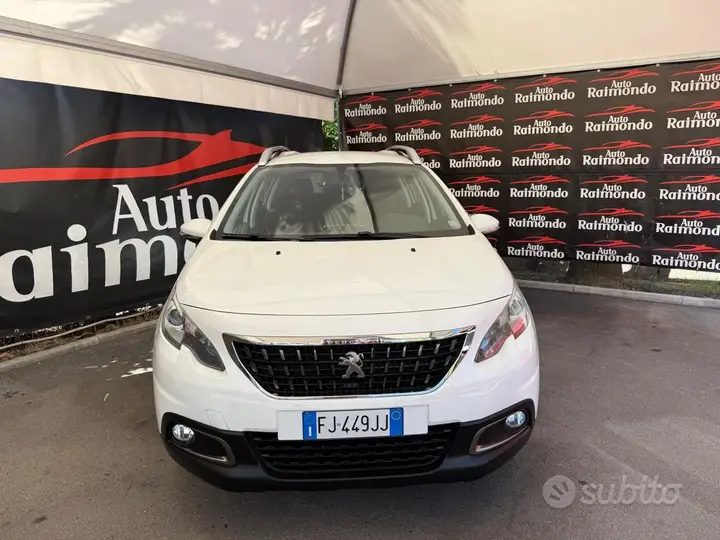 Peugeot 2008 2017 photo 2