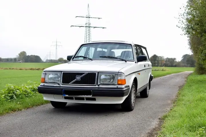Volvo 240