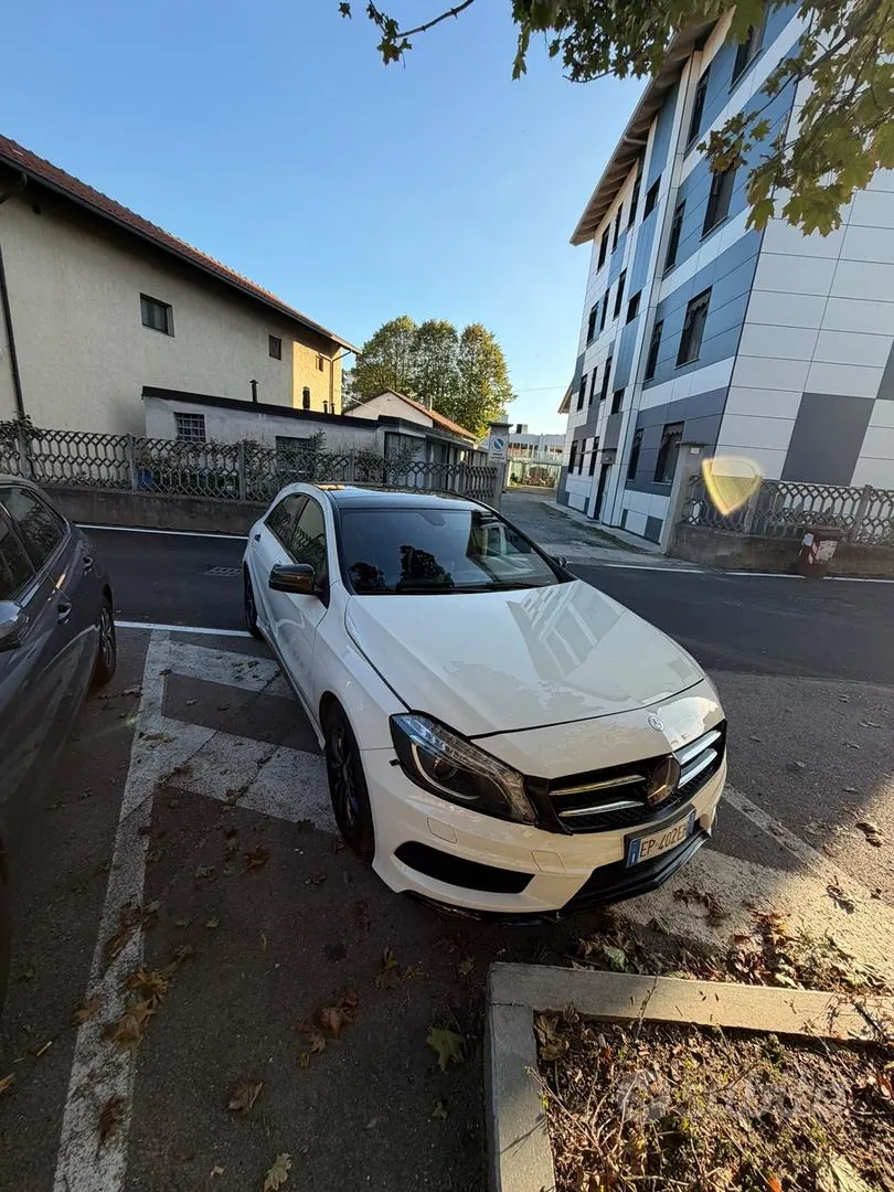 Mercedes-Benz A-Class 2015 photo 2