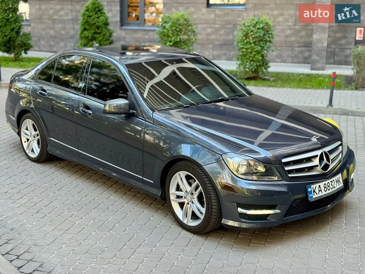 Mercedes-Benz C-Class