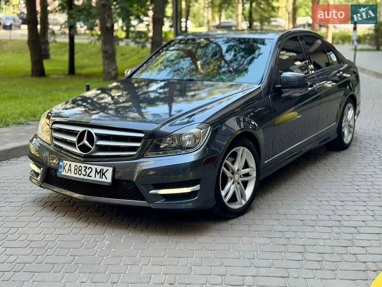 Mercedes-Benz C-Class 2013 photo 3