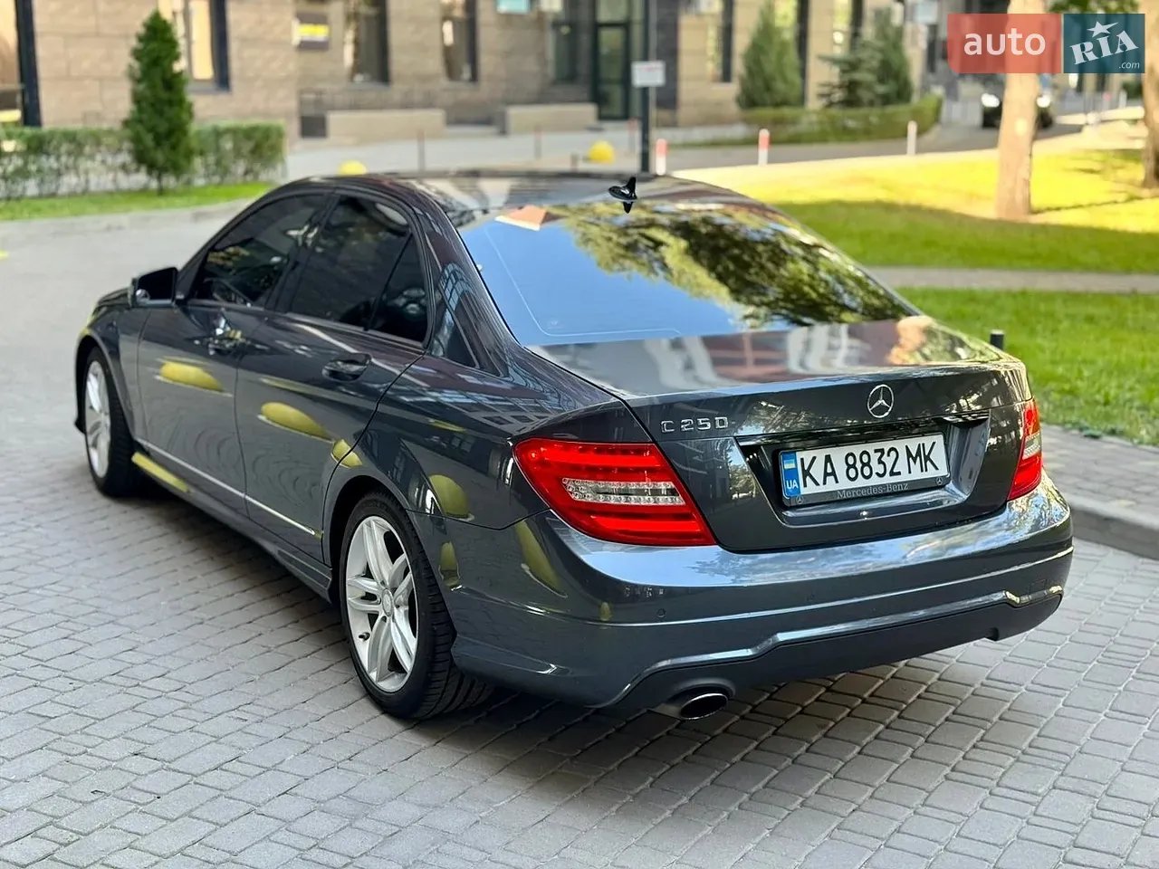 Mercedes-Benz C-Class 2013 photo 5