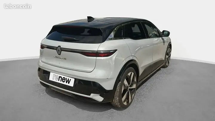Renault Megane 2023 photo 2