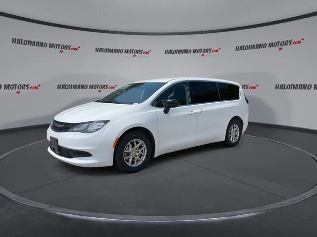Chrysler Grand Caravan 2024 photo 4